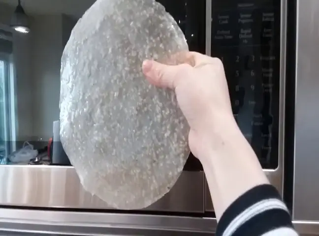Cách Nướng Bánh Đa Bằng Lò Vi Sóng