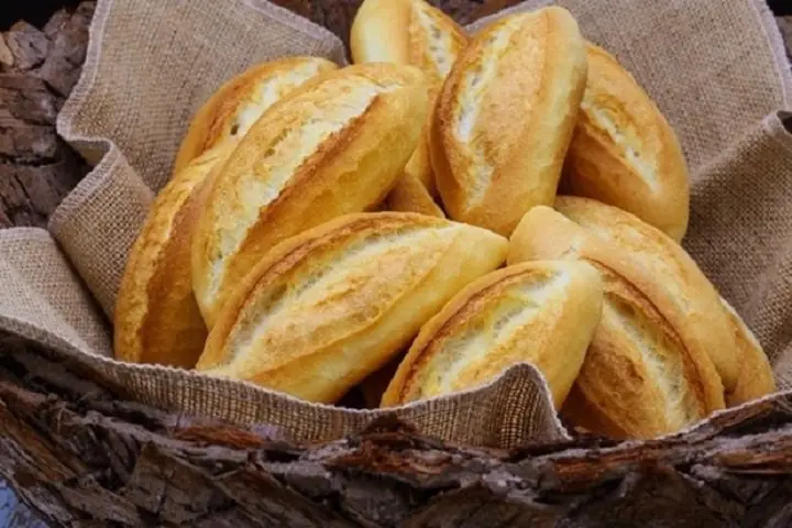 Cách Nướng Bánh Mì Bằng Nồi Chiên Không Dầu