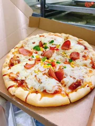 Cách Nướng Pizza Bằng Chảo Tại Nhà Ngon Như Ngoài Tiệm