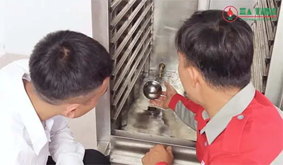 Hướng Dẫn Chi Tiết Cách Sử Dụng Tủ Nấu Cơm Gas An Toàn Và Hiệu Quả