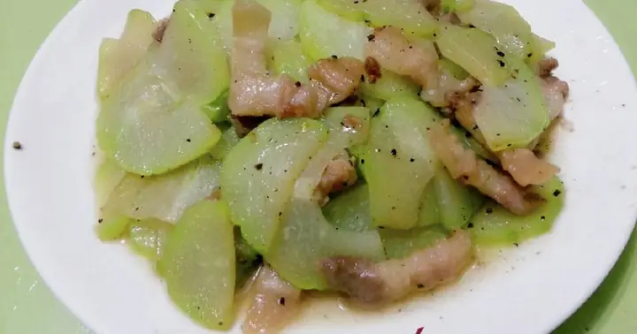 Cách Thái Su Su Xào Thịt Ngon, Giòn Không Bị Đen, Đậm Đà Chuẩn Vị