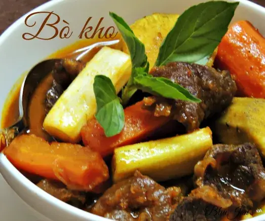 Cách Tỉa Cà Rốt Nấu Bò Kho Chuẩn Vị, Đẹp Mắt Cách Tỉa Cà Rốt Nấu Bò Kho Chuẩn Vị, Đẹp Mắt