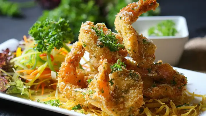 10+ Cách Trang Trí Đĩa Tôm Ngon Miệng, Đẹp Mắt, Đơn Giản Tại Nhà