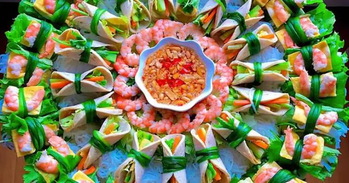 Cách Trang Trí Gỏi Cuốn Đẹp Mắt Và Bắt Mắt Cho Mọi Bữa Tiệc