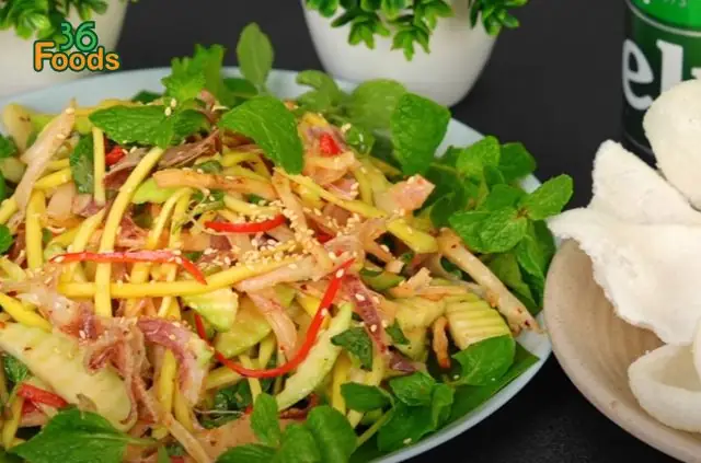 Cách Trộn Gỏi Xoài Khô Mực Chuẩn Vị Miền Tây