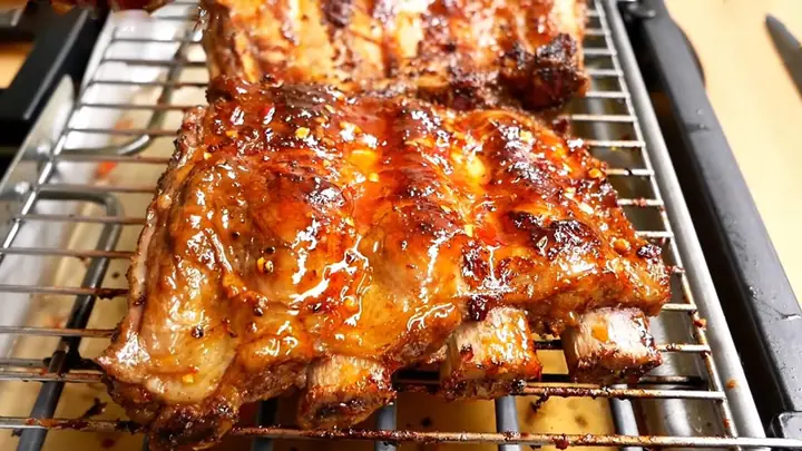 Cách Ướp Sườn Bò Nướng Thơm Ngon, Đậm Đà Chuẩn Vị Nhà Hàng
