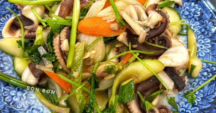 Cách Xào Bạch Tuộc Với Dưa Leo: Hướng Dẫn Chi Tiết Từ A Đến Z Cho Món Ăn Giòn Ngon