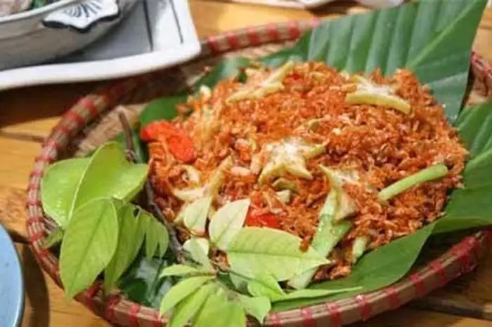 Cách Xào Moi Tươi Với Khế: Công Thức Chuẩn Vị Miền Tây