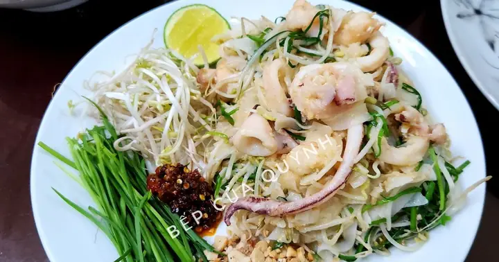 Cách Xào Phở Khô Ngon Chuẩn Vị Nhà Hàng Tại Nhà
