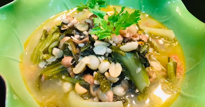 Cách Nấu Canh Dưa Chua Nấu Lạc Thơm Ngon, Bổ Dưỡng, Dễ Làm Tại Nhà