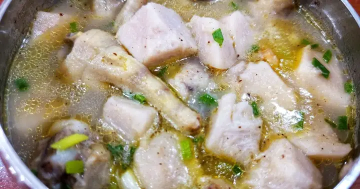 Cách Làm Chân Gà Hầm Rau Củ Bổ Dưỡng, Thơm Ngon Cho Bữa Cơm Gia Đình Cách Làm Chân Gà Hầm Rau Củ Bổ Dưỡng, Thơm Ngon Cho Bữa Cơm Gia Đình