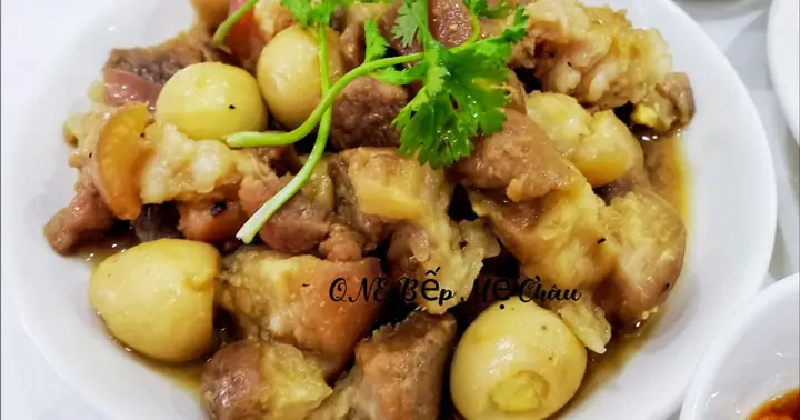 Chân Giò Rút Xương Làm Món Gì Ngon? 15+ Món Ngon Từ Chân Giò Rút Xương Dễ Làm Tại Nhà Chân Giò Rút Xương Làm Món Gì Ngon? 15+ Món Ngon Từ Chân Giò Rút Xương Dễ Làm Tại Nhà