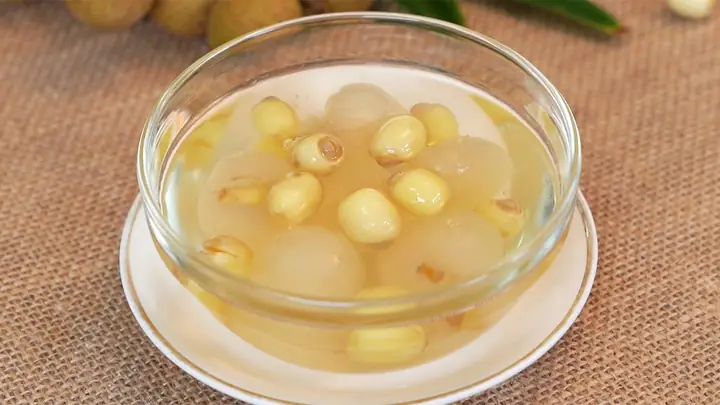 Chè Hạt Sen Tiếng Anh Là Gì? Giải Đáp Từ A-z Cho Người Yêu Ẩm Thực