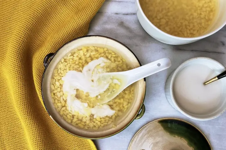 Chè Hạt Sen Tiếng Anh Là Gì? Giải Đáp Từ A-z Cho Người Yêu Ẩm Thực