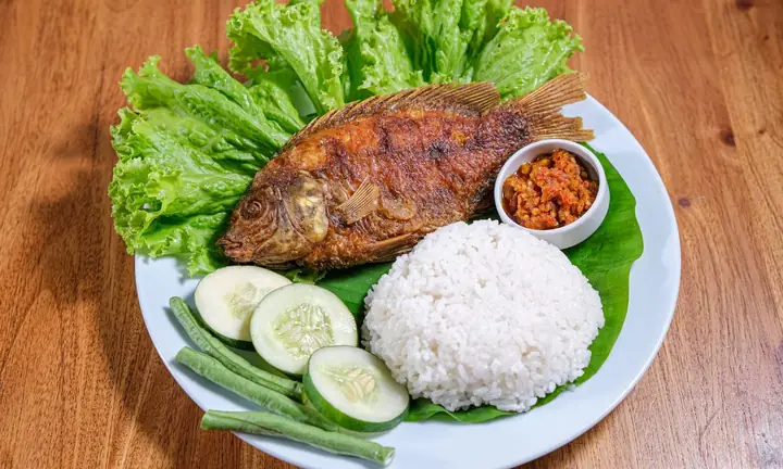 Chiên Cá Bằng Nồi Chiên Không Dầu: Bí Quyết Giữ Nguyên Độ Giòn Rụm, Thơm Ngon Và Không Lo Ám Mùi