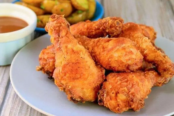 Chiên Gà Bao Lâu Thì Chín? Bật Mí Bí Quyết Cho Từng Miếng Gà Vàng Rụm, Thơm Ngon