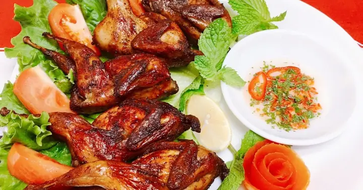 Đánh Giá Chi Tiết Chim Cút Quay Ngũ Vị Hương: Top 3 Thương Hiệu Và Công Thức Chế Biến Chuẩn Vị