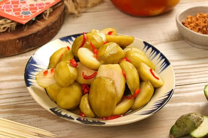 Cách Làm Cóc Ngâm Chua Ngọt Cay Chuẩn Vị, Giòn Ngon Không Bị Đắng