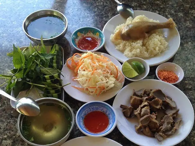 Đánh Giá Chi Tiết 5 Món Cơm Gà Hải Phòng Ngon Chuẩn Vị Nhất Định Phải Thử Đánh Giá Chi Tiết 5 Món Cơm Gà Hải Phòng Ngon Chuẩn Vị Nhất Định Phải Thử