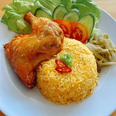 Cách Làm Cơm Gà Xối Mỡ Ngon Chuẩn Vị, Thịt Gà Giòn Rụm Ai Cũng Mê