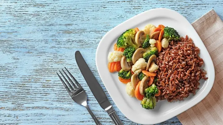 Ăn Cơm Gạo Lứt Có Thực Sự Giúp Giảm Cân Hiệu Quả?