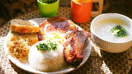 Khám Phá Văn Hóa Ẩm Thực Về Đêm: Cẩm Nang Trọn Vẹn Cho Hành Trình Tìm Kiếm Cơm Tấm Đêm Sài Gòn