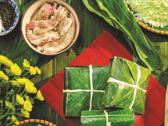 Hướng Dẫn Chi Tiết Công Thức Gói Bánh Chưng Chuẩn Vị Dân Tộc