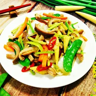 Mách Bạn 3 Cách Làm Dạ Dày Xào Thập Cẩm Thơm Ngon, Đổi Vị Cho Bữa Cơm Gia Đình Mách Bạn 3 Cách Làm Dạ Dày Xào Thập Cẩm Thơm Ngon, Đổi Vị Cho Bữa Cơm Gia Đình
