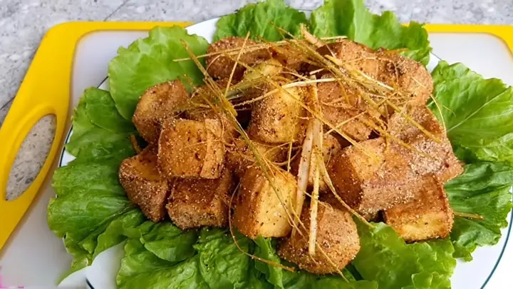 Đậu Hũ Rang Muối Ớt: Công Thức Chi Tiết Từ A-z Cho Món Ăn Vặt ‘gây Nghiện’