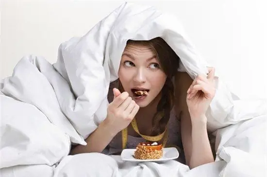Ăn Gì Vào Ban Đêm? 15+ Món Ăn Vặt Lành Mạnh Không Lo Béo Phì