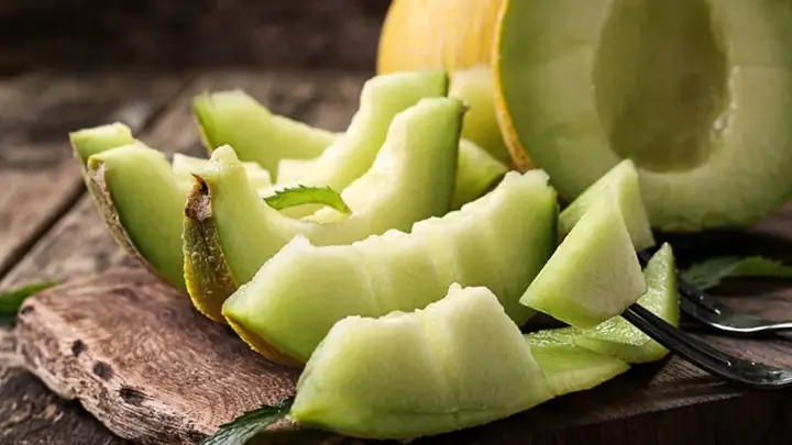 Dưa Bở Là Dưa Gì? Khám Phá Đặc Điểm, Công Dụng Và Cách Phân Biệt