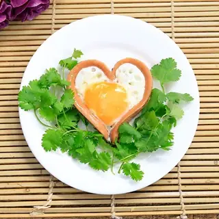 Khám Phá Bí Quyết Tạo Ra Dưa Leo Hình Trái Tim Độc Đáo