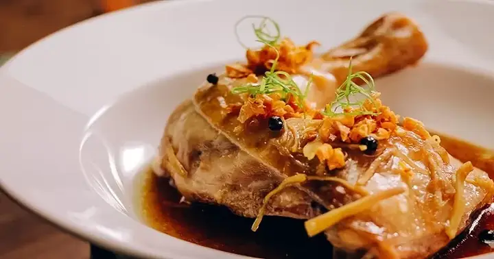 Cách Làm Đùi Gà Hấp Xì Dầu Thơm Ngon Chuẩn Vị, Thịt Mềm Không Bị Khô