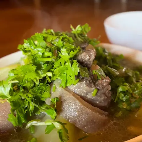 Đuôi Bò Hầm Đu Đủ: Công Thức Nấu Thơm Ngon, Bổ Dưỡng Cho Gia Đình