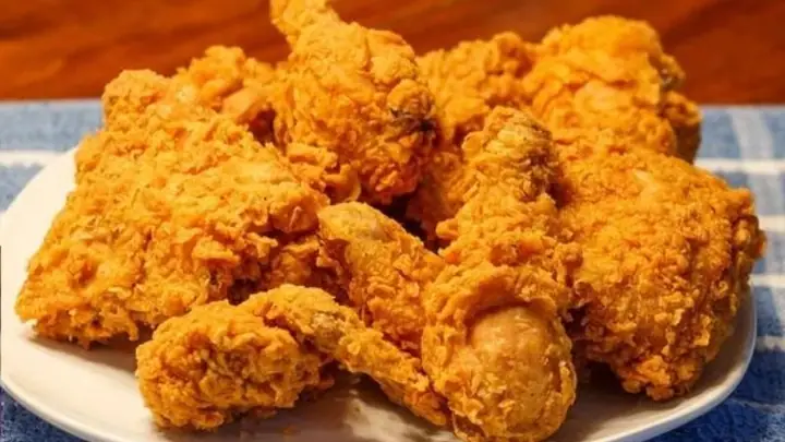 Top 10 Địa Chỉ Gà Rán Hương Vị Việt Ngon "đốn Tim" Thực Khách Năm 2025