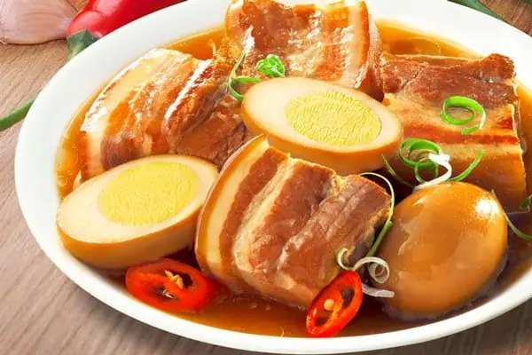 Gia Vị Thịt Kho Tàu: Công Thức Chuẩn Vị Nam Bộ Và Bí Quyết Giữ Màu Đẹp