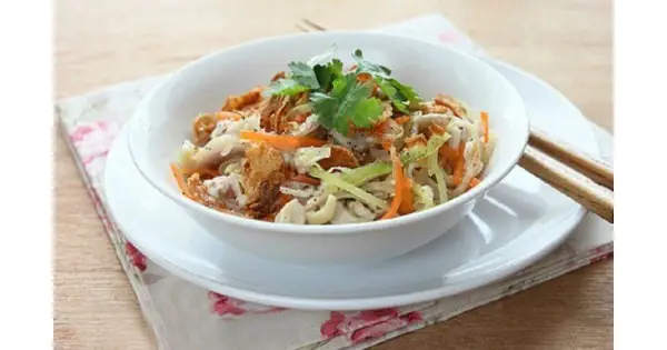 Gỏi Đu Đủ Cà Rốt: Công Thức Trộn Gỏi Chuẩn Vị, Giòn Ngon Khó Cưỡng Gỏi Đu Đủ Cà Rốt: Công Thức Trộn Gỏi Chuẩn Vị, Giòn Ngon Khó Cưỡng