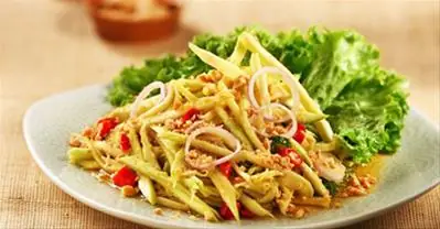 Gỏi Xoài Xanh Kiểu Thái: Công Thức Chuẩn Vị Chua Cay, Giòn Ngon Khó Cưỡng