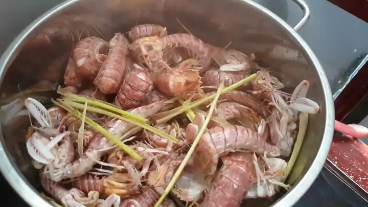 Hấp Bề Bề Bao Nhiêu Phút Thì Thịt Cảm, Không Bị Quá Chín?
