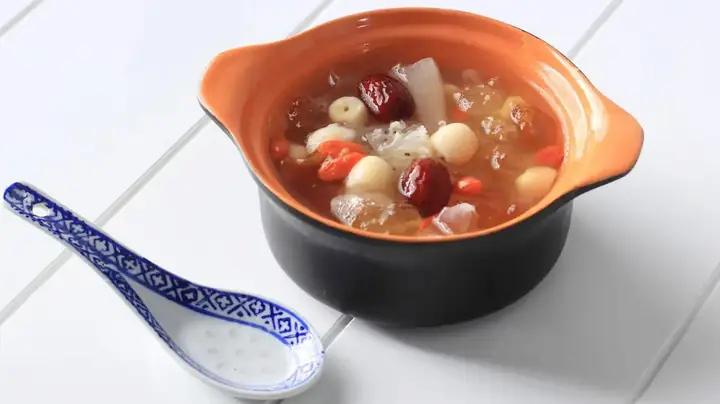 Hạt Chia Nấu Đường Phèn: Công Thức Và Lợi Ích Sức Khỏe Ít Ai Ngờ