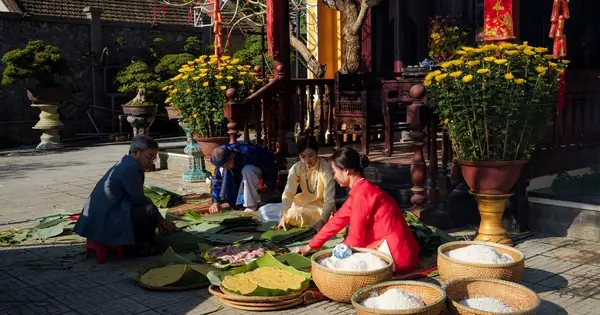 Khám Phá Ý Nghĩa Hình Ảnh Bánh Chưng Bánh Tét Trong Văn Hóa Việt Khám Phá Ý Nghĩa Hình Ảnh Bánh Chưng Bánh Tét Trong Văn Hóa Việt