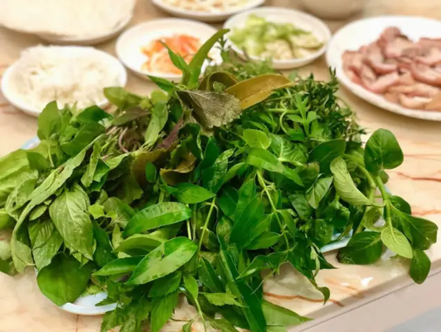 Khám Phá Kho Tàng Rau Rừng Qua Hình Ảnh: Danh Sách Chi Tiết Và Cách Phân Biệt