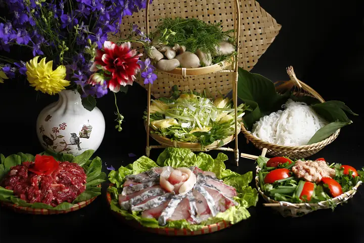 Khám Phá Sức Hút Tuyệt Vời Từ Những Hình Ảnh Lẩu Cá Chép Giòn