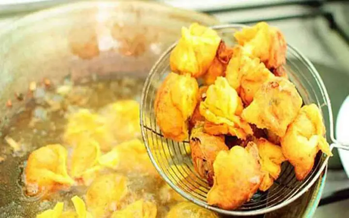 Hoành Thánh Chiến Khoai Môn: Công Thức & Cách Làm Ngon Chuẩn Vị Quán
