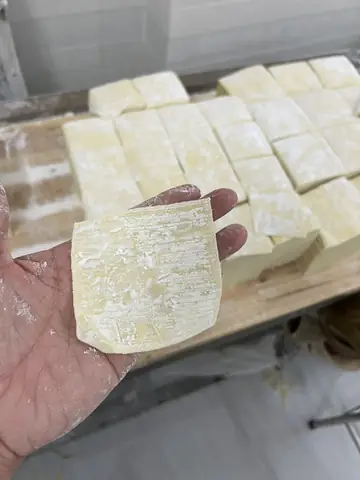 Top 10 Món Hoành Thánh Ngon Nức Nở Nên Thử Ít Nhất Một Lần Trong Đời Top 10 Món Hoành Thánh Ngon Nức Nở Nên Thử Ít Nhất Một Lần Trong Đời