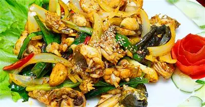 Hướng Dẫn Chi Tiết Cách Nấu Ếch Xào Lăn Thơm Ngon, Đậm Vị
