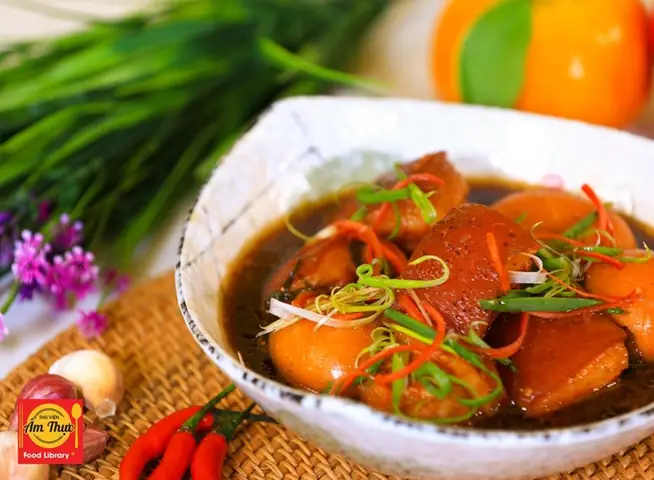Học Cách Nấu Thịt Kho Tàu Ngon Chuẩn Vị Như Nhà Hàng