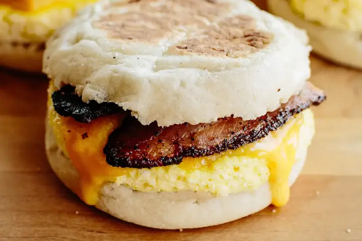 Cách Làm Bánh Mì Sandwich Trứng Bơ Thơm Ngon, Bổ Dưỡng Cho Bữa Sáng