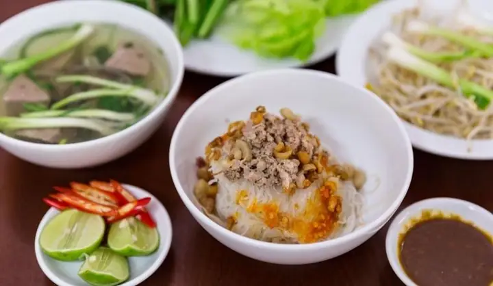 Review Chi Tiết Hủ Tiếu Khô Gia Lai: Ngon, Bổ, Rẻ Hay Chỉ Là Lời Đồn?