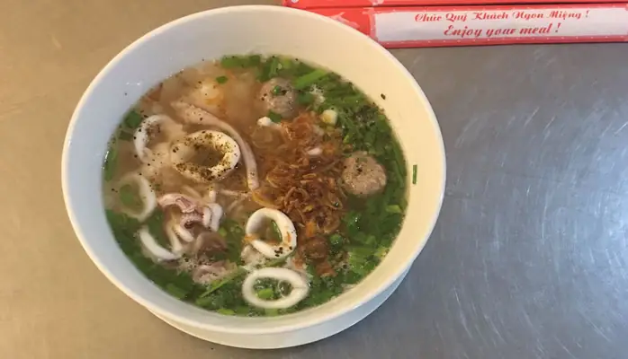 Khám Phá Hủ Tiếu Mực Chợ Lách: Vị Ngon Nức Lời Từ Cà Mau